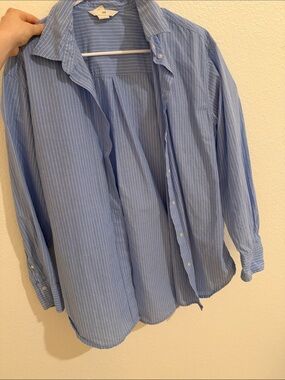 H&M Blue and White Pinstripe Casual Button-Down Shirt